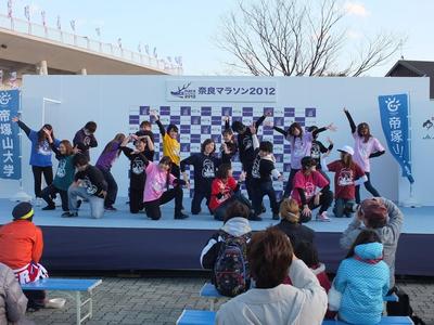 奈良マラソン2012　楽笑パフォーマンス.JPG